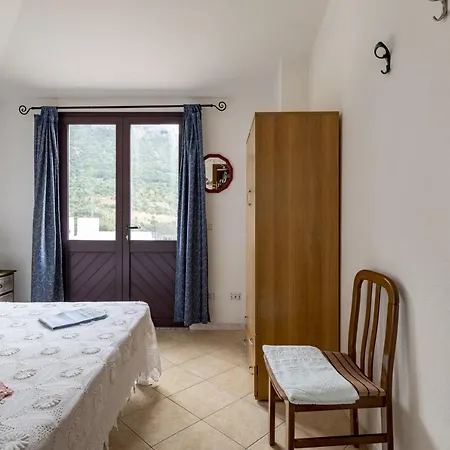 Isportana Villa *